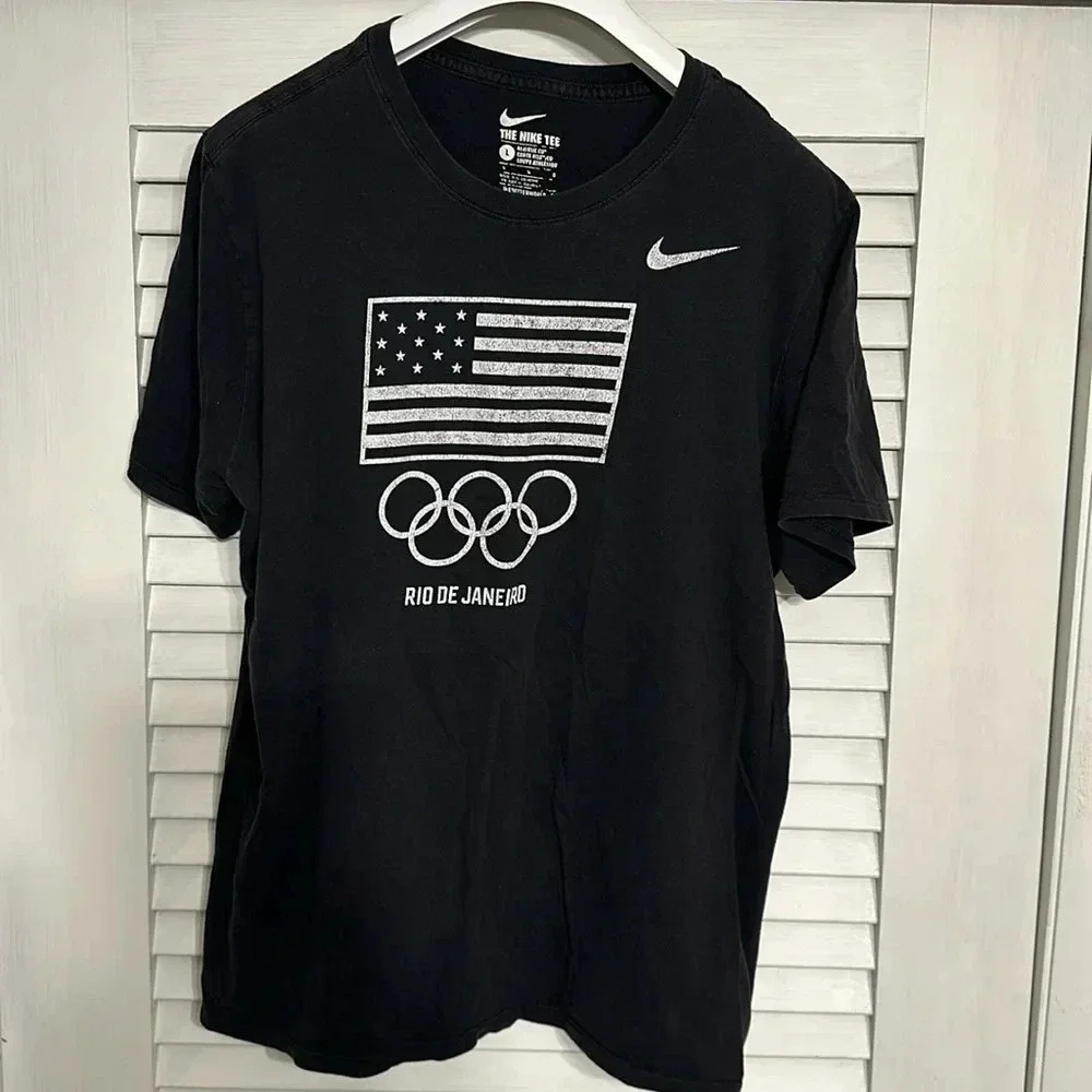 NIKE The Nike Tee Rio De Janeiro Black Tshirt olympics lg round neck Unisex - Picture 2 of 5
